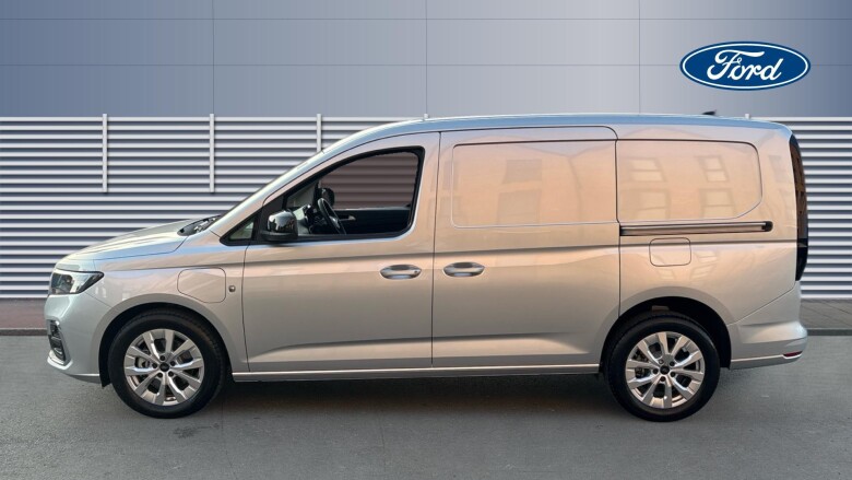 Ford Transit Connect 250 L2 Petrol 1.5 EcoBoost PHEV 150 Limited Van Auto